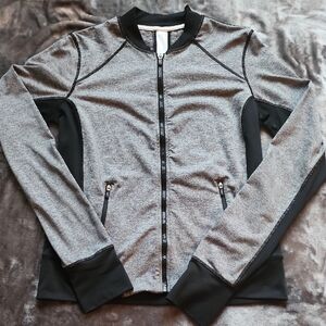 Women's Gray and Black Jacket